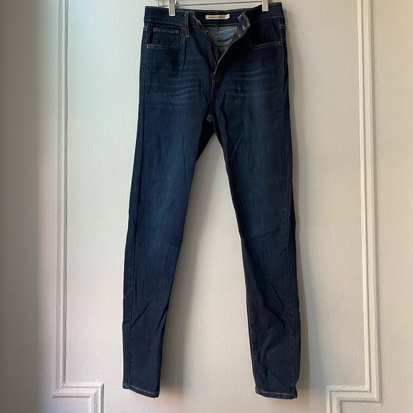Levi’s 720 high-rise Super Skinny Jeans - Picture 3 of 4